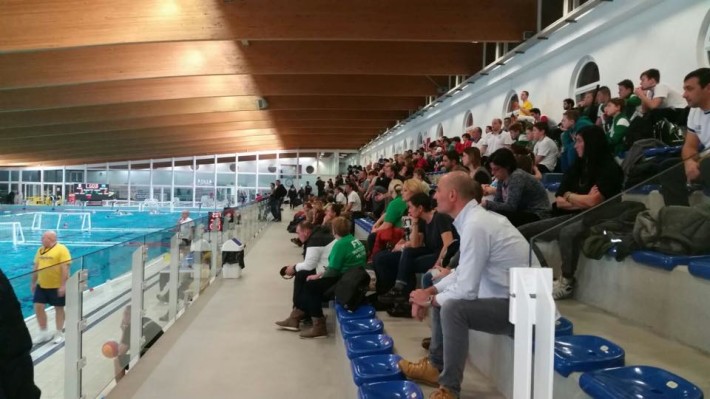 Tribuna gremita per Barcelona-Mentalfitol Szeged, ultimo match della 1a giornata